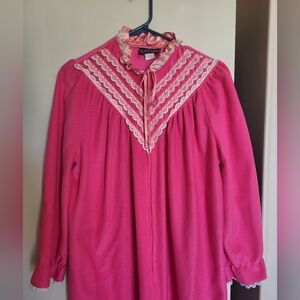 Vintage 90s Pink Lace Trim Nightgown